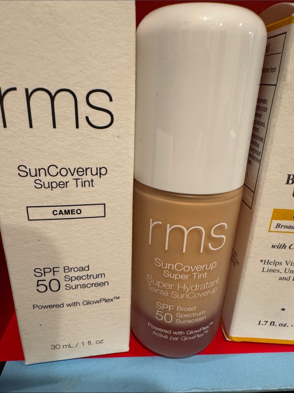 Kiehl's Better Screen UV Serum SPF 50+ - Yellow - Picture 2 of 7
